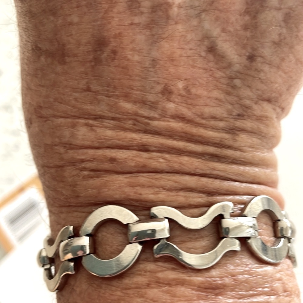Bracelet - Picture 2 of 3